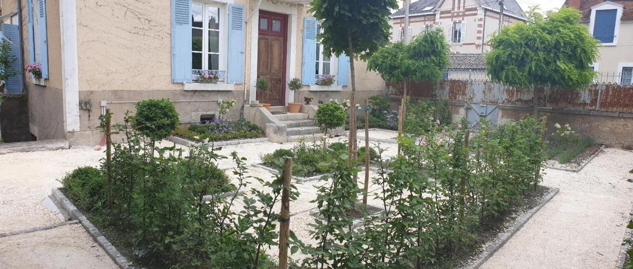 Bed and Breakfast La Joséphine Cosne-sur-Loire Exterior foto